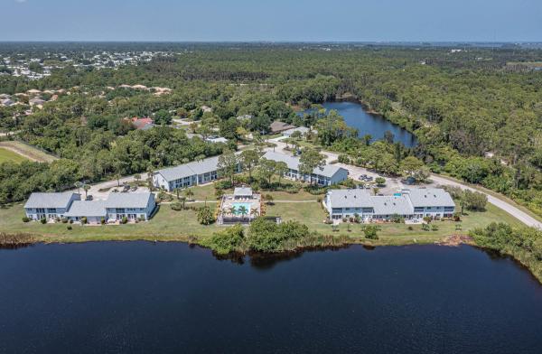Golf Lake Villas, 5713 Deer Run Dr #4, Fort Pierce, Florida 34951, image 2