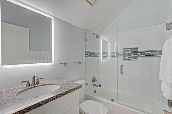 Preston Courts, 205 Woodsmuir Ct, Palm Beach Gardens, Florida 33418, image 1