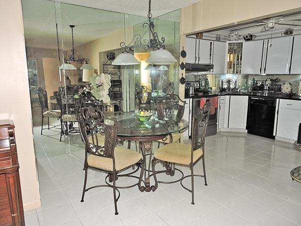 3560 Pine Tree Ct #D-2, Greenacres, Florida 33463, image 1
