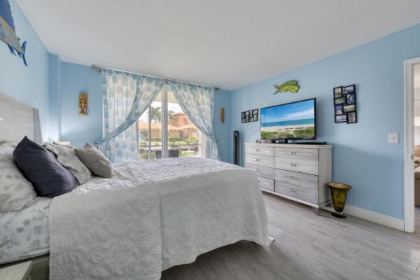 Paradise Harbour, 105 Paradise Harbour Blvd #111, North Palm Beach, Florida 33408, image 1
