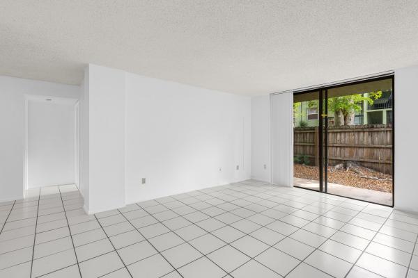 Captiva Lakes Villas, 8309 SW 142nd Ave #G-105, Kendale Lakes, Florida 33183, image 3