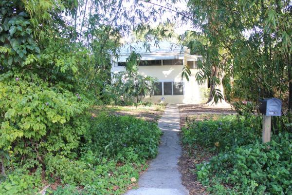 Lake Worth Town, 122 S M St, Lake Worth Beach, Florida 33460, image 1