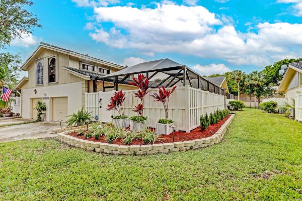 Westwood Lakes, 12505 Woodmill Dr, Palm Beach Gardens, Florida 33418, image 2
