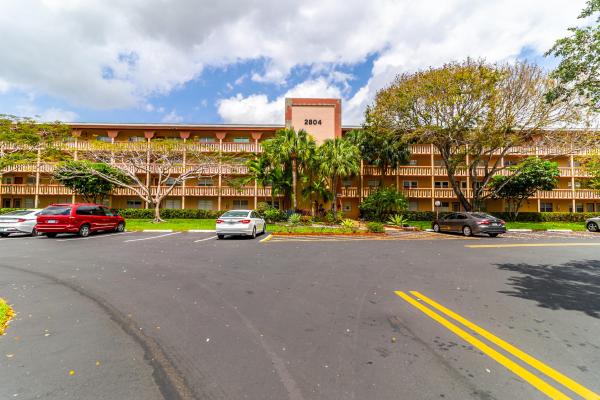 Victoria Village, 2804 Victoria Way #O4, Coconut Creek, Florida 33066, image 1