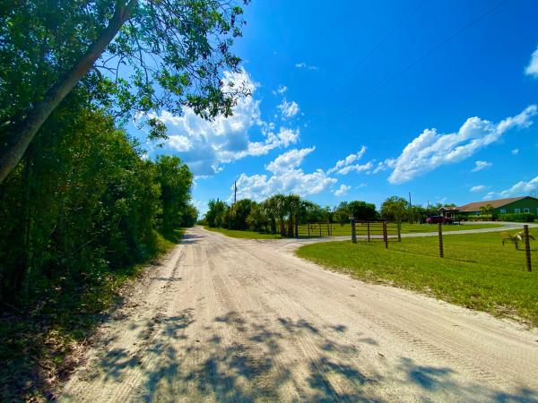 Santa Rosa Groves, 20365 Marie Ct, Loxahatchee, Florida 33470, image 2