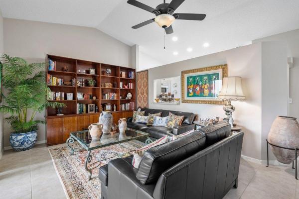 Floral Lakes, 6191 Floral Lakes Dr, Delray Beach, Florida 33484, image 2