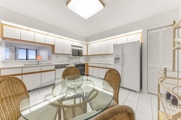 Coronado At Highland Beach, 3400 S Ocean Blvd #15j, Highland Beach, Florida 33487, image 2