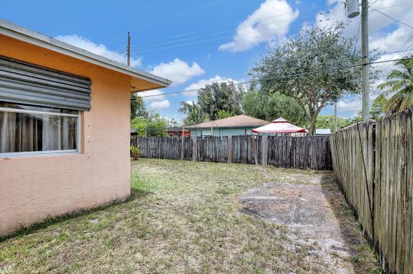 Davie Little Ranches, 4294 SW 56th Ave, Davie, Florida 33314, image 2