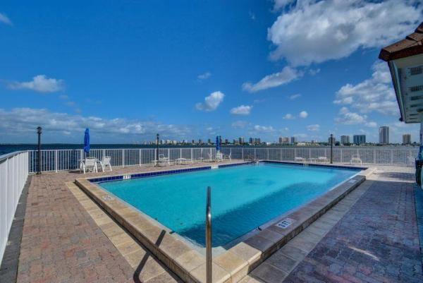 Wilshire North, 2936 Lake Shore Dr #308, Riviera Beach, Florida 33404, image 1