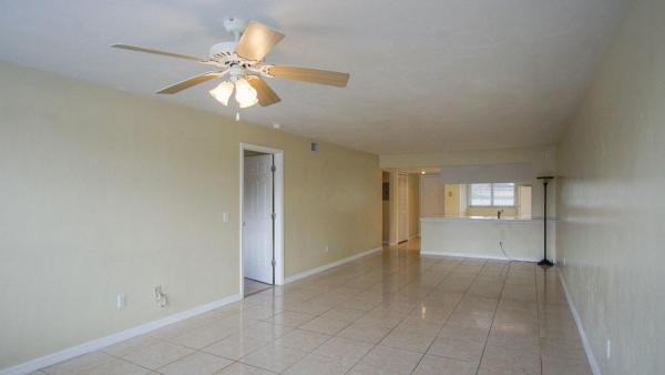 Palm Beach Trace, 1508 Palm Beach Trace Dr, Royal Palm Beach, Florida 33411, image 2