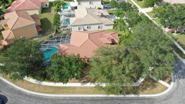 La Gorce Village, 5747 La Gorce Cir, Lake Worth, Florida 33463, image 1