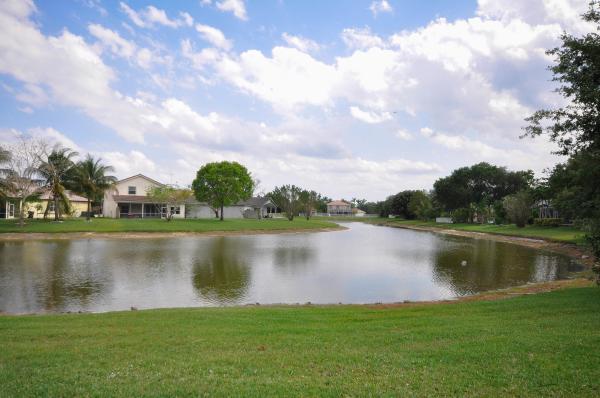Harbor Cove, 3621 Old Lighthouse Cir, Wellington, Florida 33414, image 1
