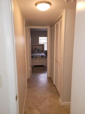 1516 S Lakeside Dr #110, Florida 33460, image 1