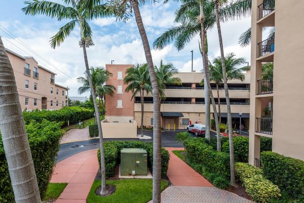 Flagler Pointe, 1801 N Flagler Dr #214, West Palm Beach, Florida 33407, image 2