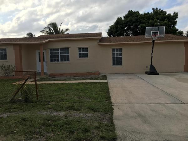 Boynton Ridge, 2139 NE 3rd Ct, Boynton Beach, Florida 33435, image 2