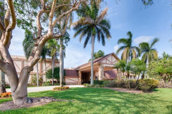 Huntington Lakes 4, 7320 Amberly Ln #106, Delray Beach, Florida 33446, image 1