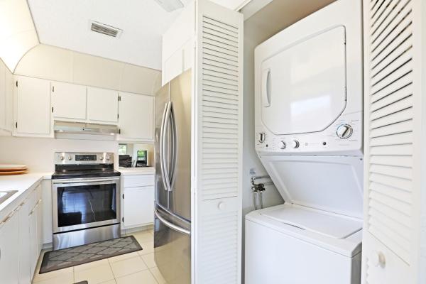 Palm Greens At Villa Del Ray, 13921 Royal Palm Ct #B, Delray Beach, Florida 33484, image 2