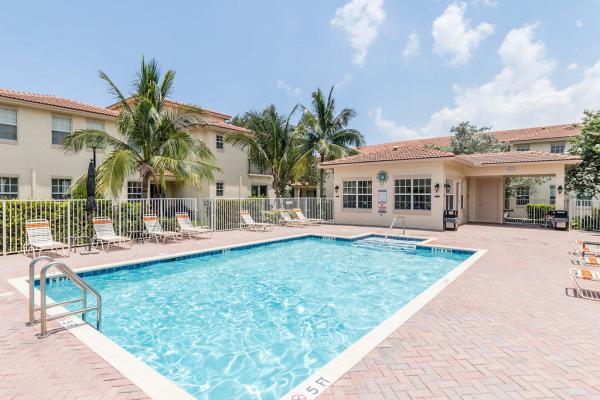 The Village At Swinton Square, 106 S Longport Cir #14C, Delray Beach, Florida 33444, image 1