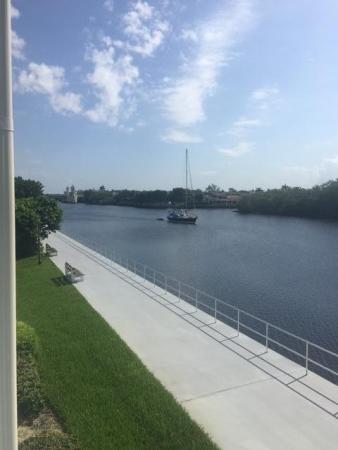 Sterling Village, 600 Horizons W #206, Boynton Beach, Florida 33435, image 1