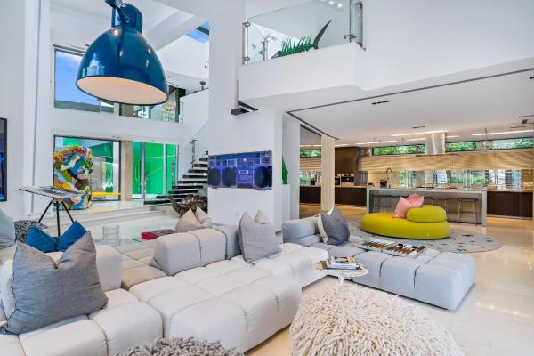 Jupiter Inlet Beach Colony, 100 Lighthouse Dr, Jupiter Inlet Colony, Florida 33469, image 1