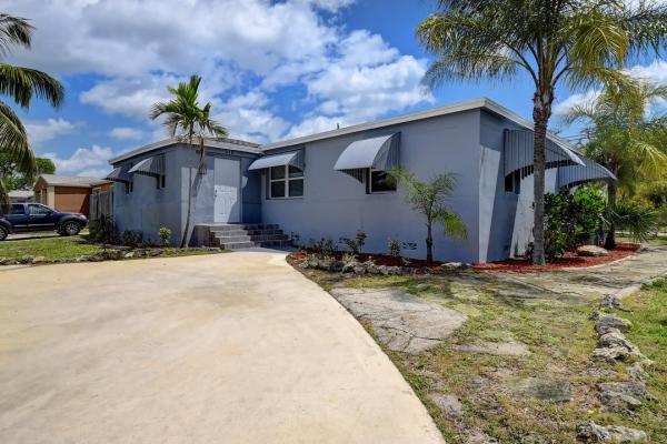 Boynton Hills, 518 NW 2nd St, Boynton Beach, Florida 33435, image 2
