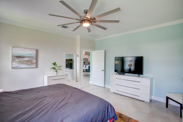 Park Central At Cypress Key, 11911 Cypress Key Way, Royal Palm Beach, Florida 33411, image 3