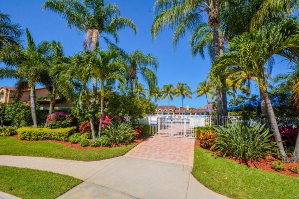 Plum At Boca Pointe, 6823 Via Regina, Boca Raton, Florida 33433, image 1