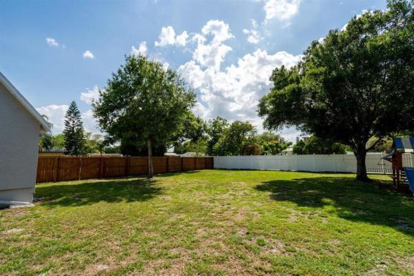 Maravilla Plaza, 1512 Linwood Ave, Fort Pierce, Florida 34982, image 3