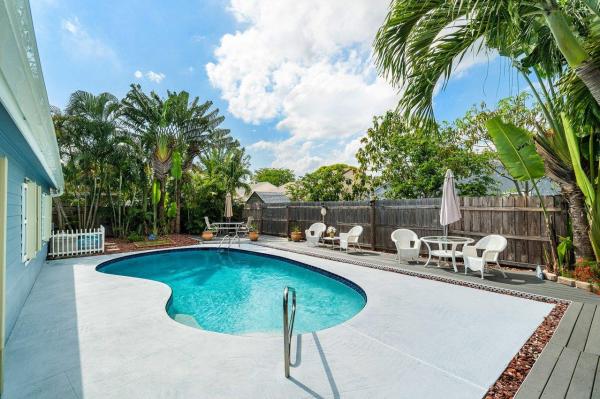 Countrywood, 7715 Blairwood Cir S, Lake Worth, Florida 33467, image 1