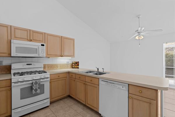 Eagleton Lakes, 150 Eagleton Ct, Palm Beach Gardens, Florida 33418, image 2