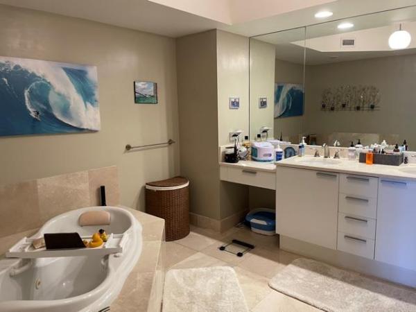 Marina Grande Club & Residences, 2640 Lake Shore Dr #208, Riviera Beach, Florida 33404, image 2