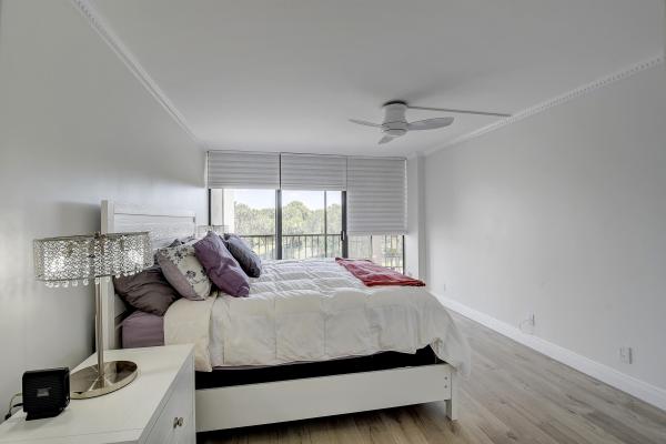 Willow Wood Midrise At Boca Country Club, 6797 Willow Wood Dr #6045, Boca Raton, Florida 33434, image 2