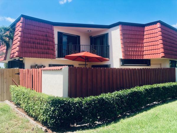 Somerset, 3782 Victoria Dr, West Palm Beach, Florida 33406, image 2