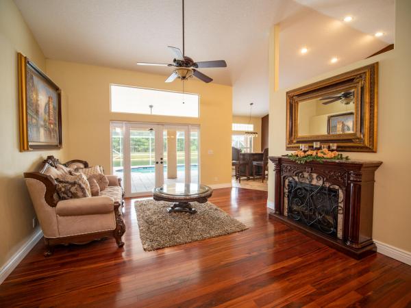 The Estates Of Royal Palm Beach, 130 Cypress Cres, Royal Palm Beach, Florida 33411, image 3