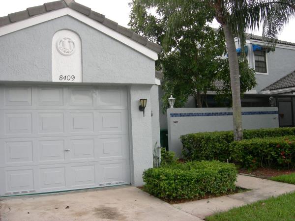 Waterford Town Villas At Woodmont, 8409 Waterford Cir, Tamarac, Florida 33321, image 1