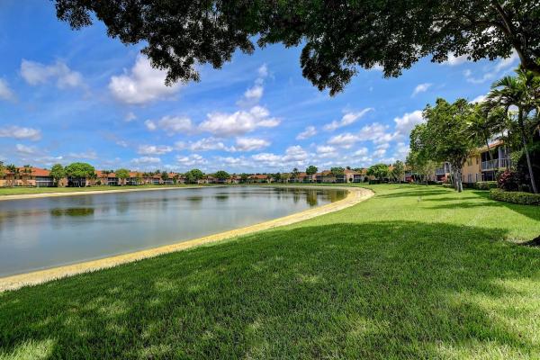 Palm Isles, 9853 Seacrest Cir #102, Boynton Beach, Florida 33437, image 2