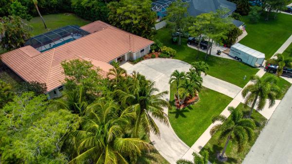 Meadow Wood Of The Landings At Wellington, 15575 Cedar Bluff Pl, Wellington, Florida 33414, image 1