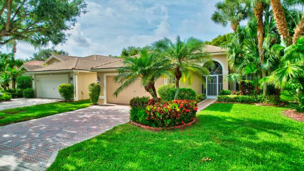 Valencia Isles, 7286 Kahana Dr, Boynton Beach, Florida 33437, image 2