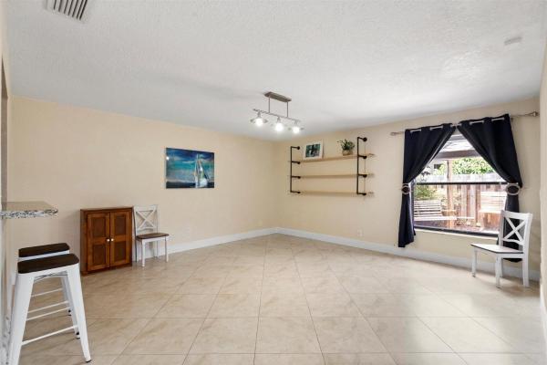 Cinnamon, 11233 Thyme Dr, Palm Beach Gardens, Florida 33418, image 2
