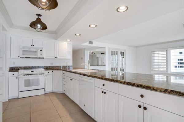 Sabal Shores, 600 S Ocean Blvd #8080, Boca Raton, Florida 33432, image 2