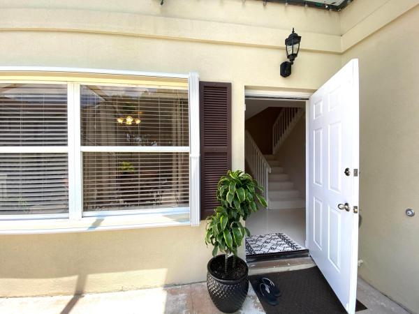 Stamford At Royal Palm Beach, 40 Essex Ct #A, Royal Palm Beach, Florida 33411, image 1