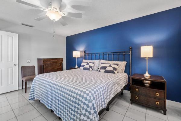 Garden Oaks, 8315 Old Forest Rd, Palm Beach Gardens, Florida 33410, image 2