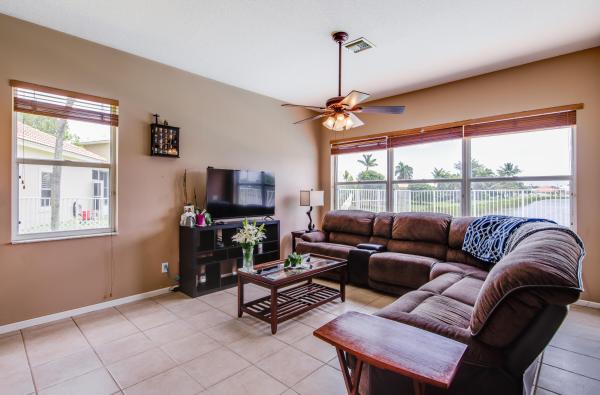 Farmington Estates, 10682 Paso Fino Dr, Lake Worth, Florida 33449, image 2