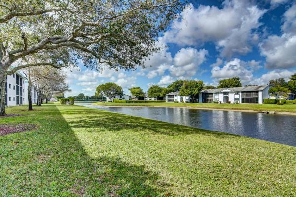 Watersedge At Lakes Of Delray, 15365 Lakes Of Delray Blvd #213, Delray Beach, Florida 33484, image 1