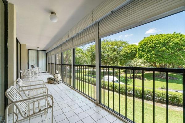 Laurel Oaks At Boca West Country Club, 20080 Boca West Dr #437, Boca Raton, Florida 33434, image 2