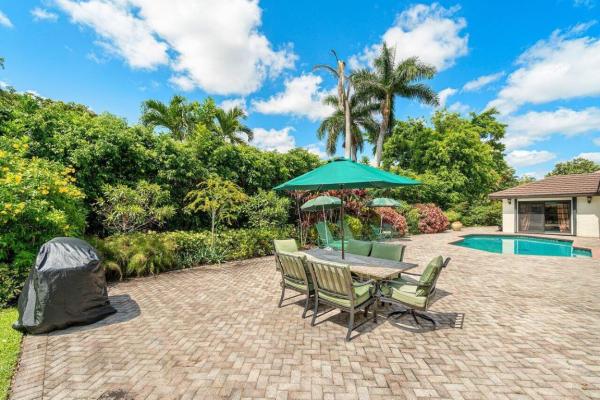 3210 Saint James Dr, Boca Raton, Florida 33434, image 3