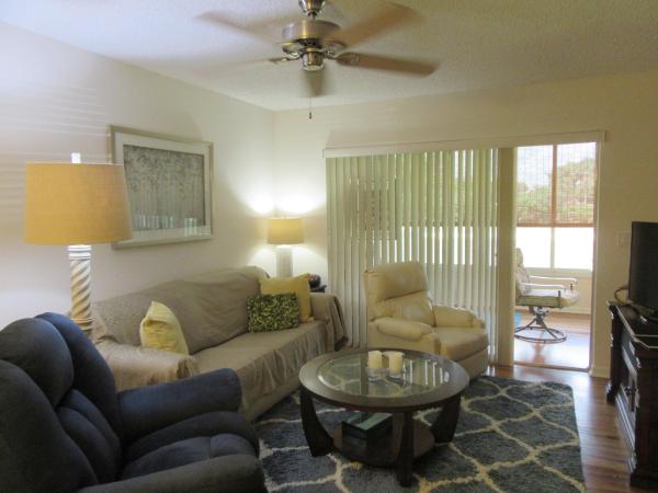 Golden Lakes Village, 183 Lake Meryl Dr, West Palm Beach, Florida 33411, image 2