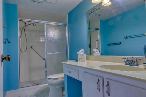 Huntington Lakes 1, 14310 Strathmore Ln #403, Delray Beach, Florida 33446, image 2