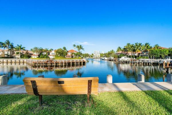 Prosperity Harbor North, 735 Cable Beach Ln, North Palm Beach, Florida 33410, image 2