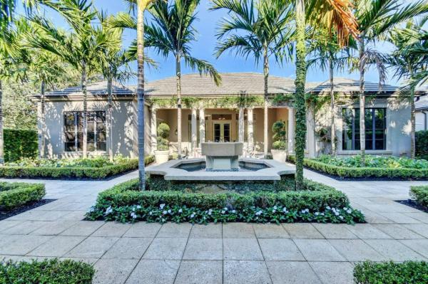 Turtle Grove, 4 Turtle Grove Ln, Village Of Golf, Florida 33436, image 2